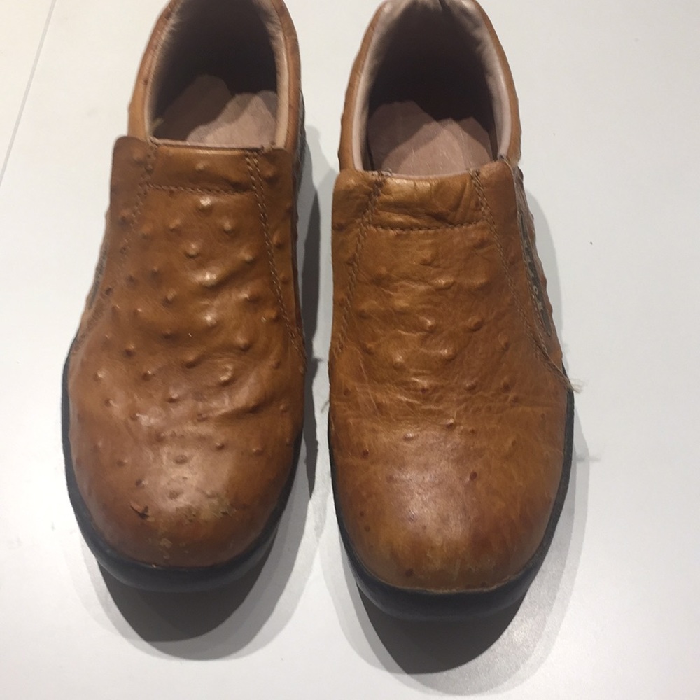Size 8 Ostrich roper